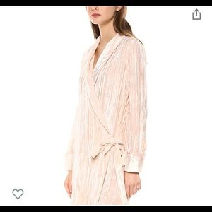 BCBG VELVET ROBE WRAP DRESS ALMOND PINK SIZE LARGE